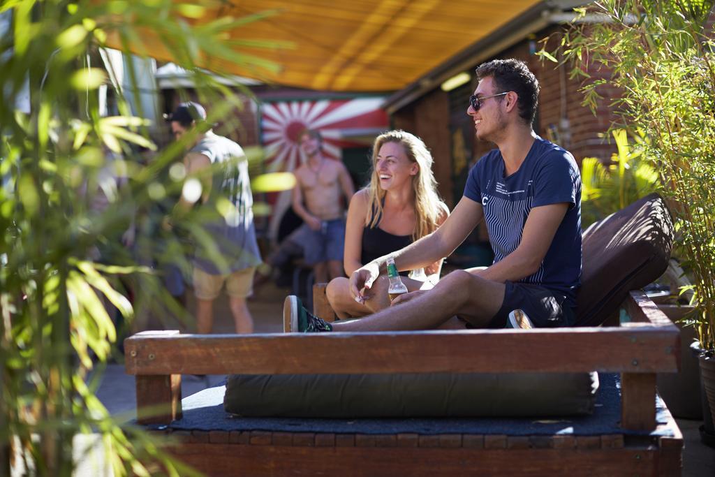 Old Fire Station Backpackers Hostel Perth Exterior photo